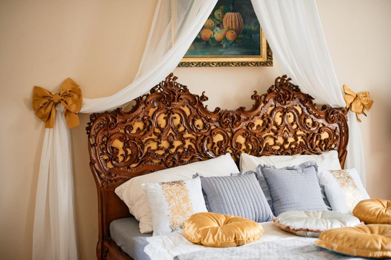 Ambrozuv Dvur Apartment Pouzdrany Luaran gambar